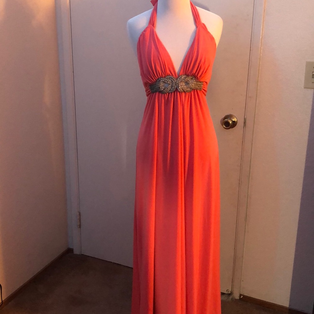 salmon pink dress 🎀